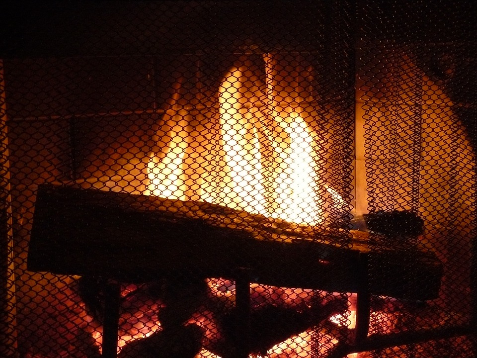 Fireplaces do have some advantages over heat pumps in Christchurch, Canterbury